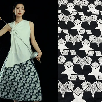 Модный бренд, Жаккардовая парча, Плотная черно-белая Пятизвездочная одежда, Дизайн, ткани для шитья своими руками, Ткань на метр материала