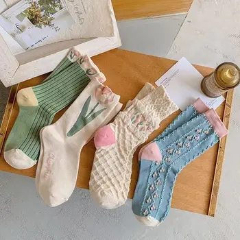 Новые женские носки в корейском стиле с цветочным трендом, повседневные хлопчатобумажные носки для девочек с оборками, милые, сладкие дышащие носки Kawaii Crew для девочек